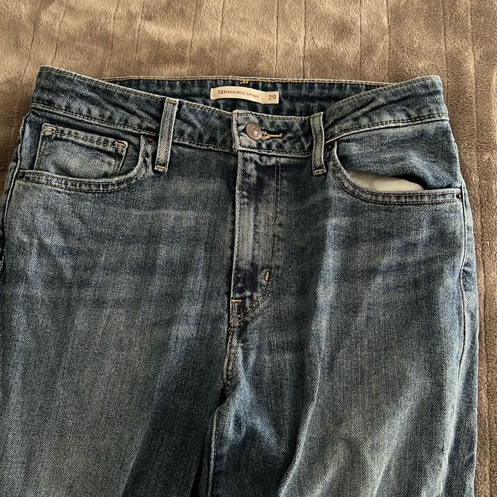 NWOT Levi jeans